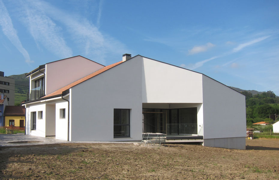 Proyecto de vivienda unifamiliar en Asturias. Juan Roces Arquitectos