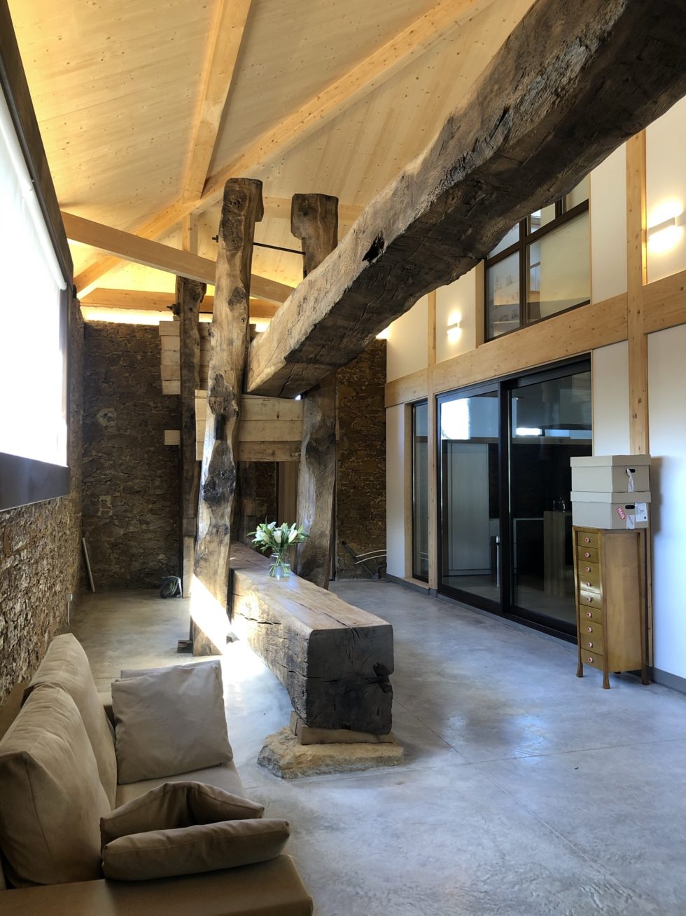 Reforma de edificio para vivienda en Tiñana Siero