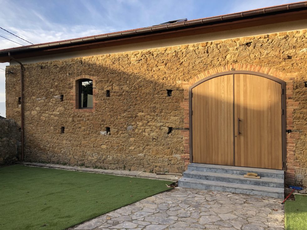 Reforma de edificio para vivienda en Tiñana Siero